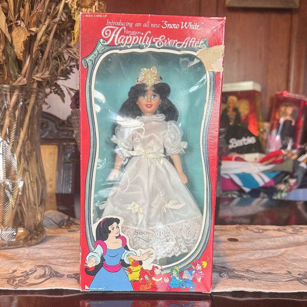 Snow White Doll - White Dress 1990s